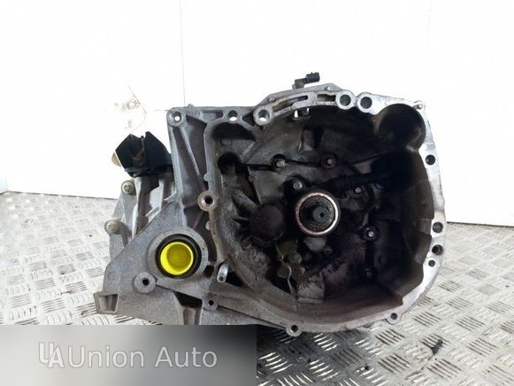 Автоматична коробка передач Renault Clio III 2010 1.1л (АКПП)