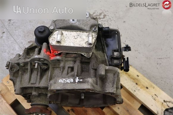Автоматична коробка передач Volkswagen PASSAT B6 2010 2.0л (АКПП)