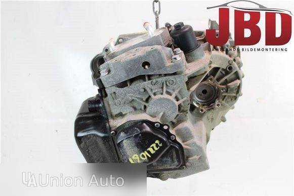Автоматична коробка передач Volkswagen PASSAT B6 2010 2.0л (АКПП)