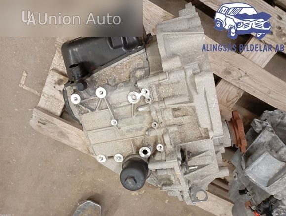 Автоматична коробка передач Volkswagen PASSAT B8 2016 2.0л (АКПП)