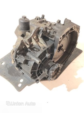 Автоматична коробка передач Volkswagen PASSAT B6 2010 2.0л (АКПП)