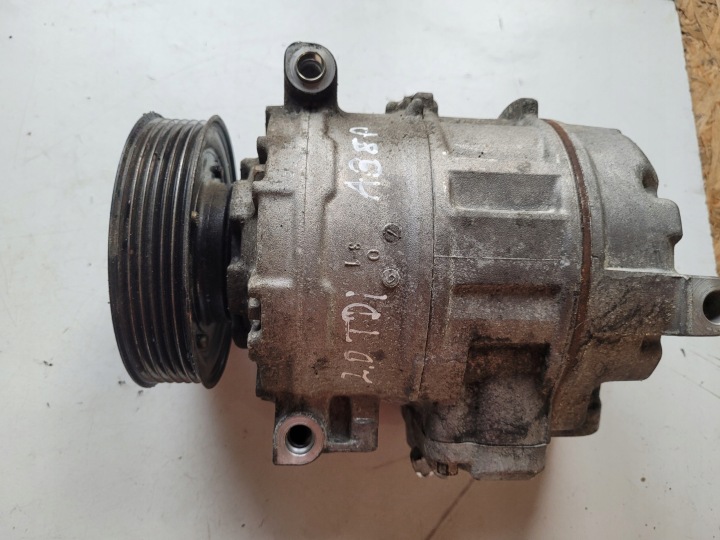Компресор кондиціонера VW PASSAT B6 AUDI A3 8P 1.6 1.9 2.0 TDI 1K0820803N