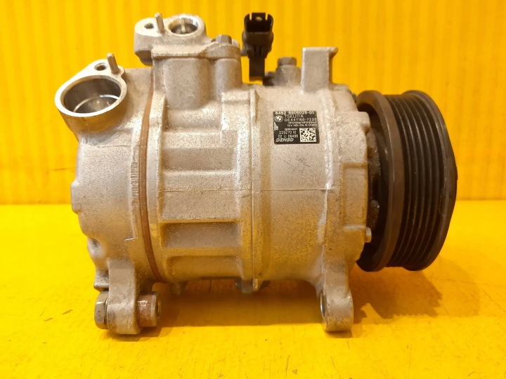 Компресор кондиціонера BMW X3 F25 3.0D 6805025
