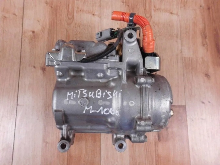 Компресор кондиціонера Mitsubishi Outlander III 2015-2021 2.0 2.4 PHEV