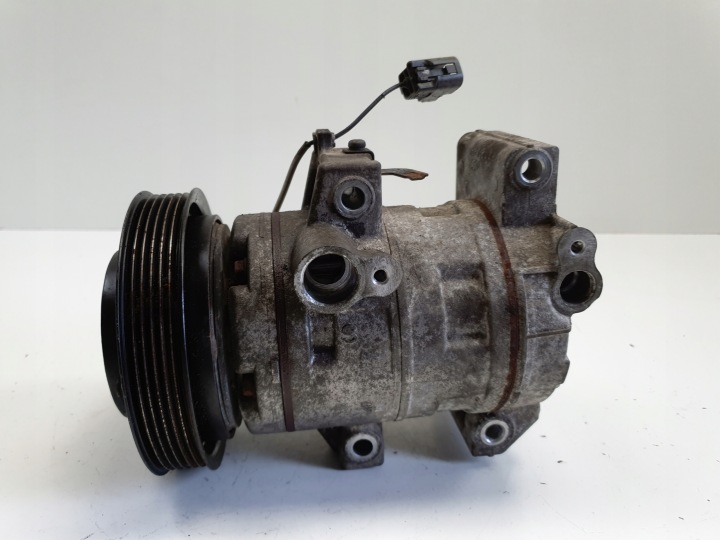Компресор кондиціонера Mazda OE Z0010923A , klimatyzacja