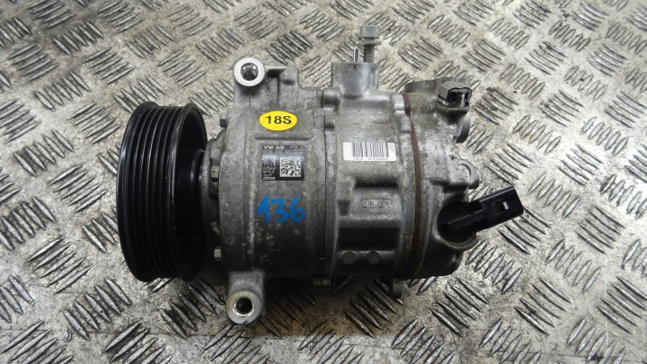 Компресор кондиціонера Volkswagen OE 5Q0816803F