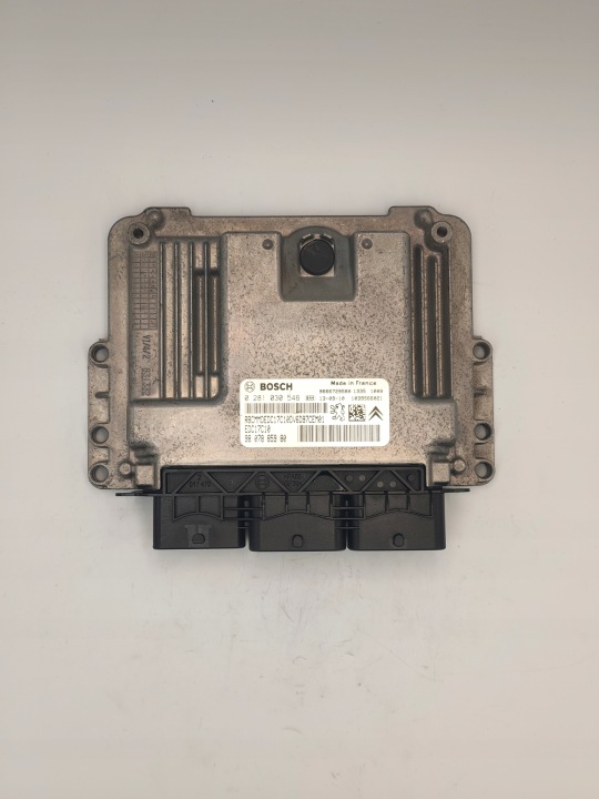 Ком'ютер блок управління CITROEN BERLINGO II 2013r 1,6D 0281030546 9807885980