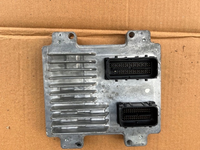 OPEL MERIVA B ком'ютер ECU двигуна 12647212 AA4N 1.4T