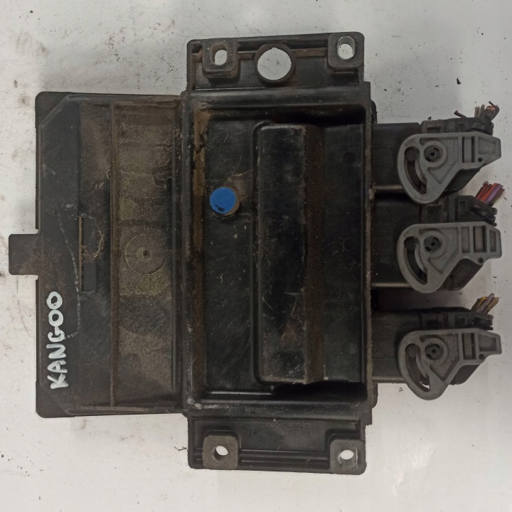 RENAULT KANGOO блок управління двигуна 8200355864