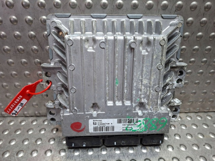 Блок управління S180067106A 237100033R 237100307R RENAULT MEGANE III 1.5 DCI